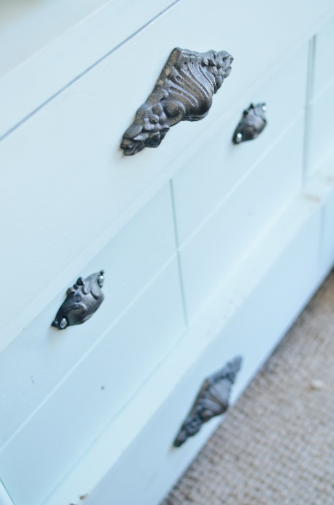 Drawer pulls