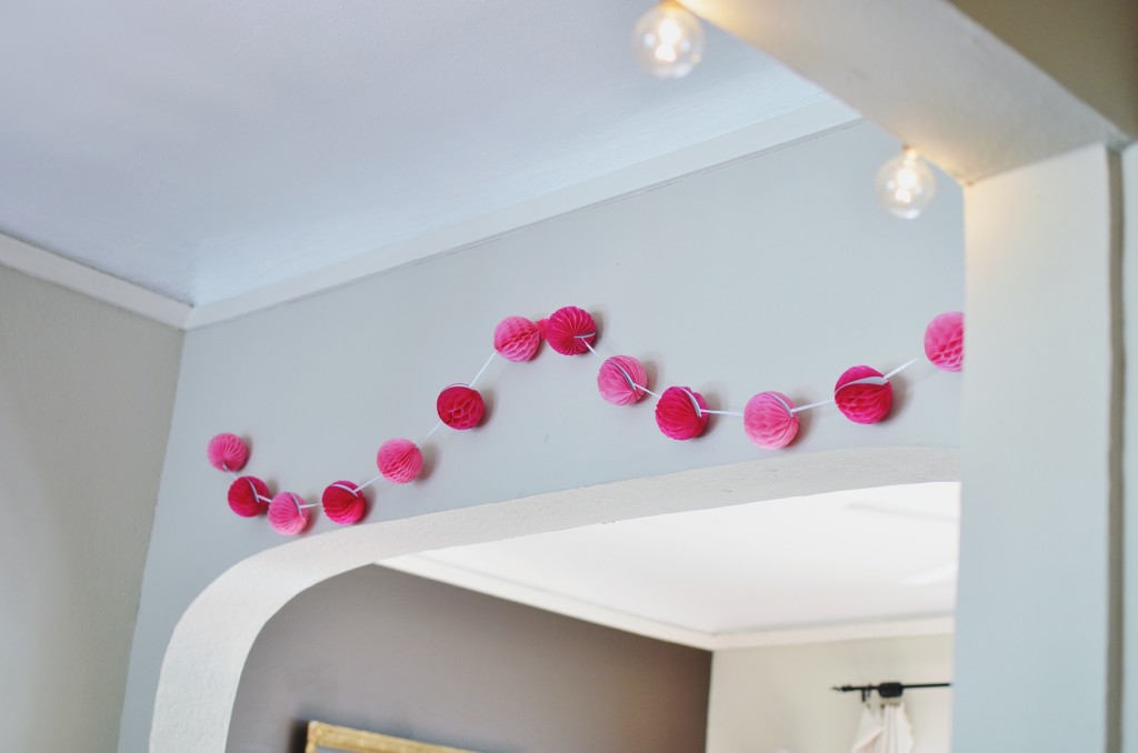 Pompom garland